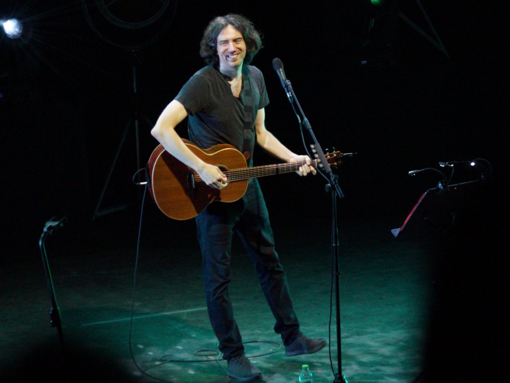 Snow Patrol didn’t give in, “set fire” to their first live gig in KL!