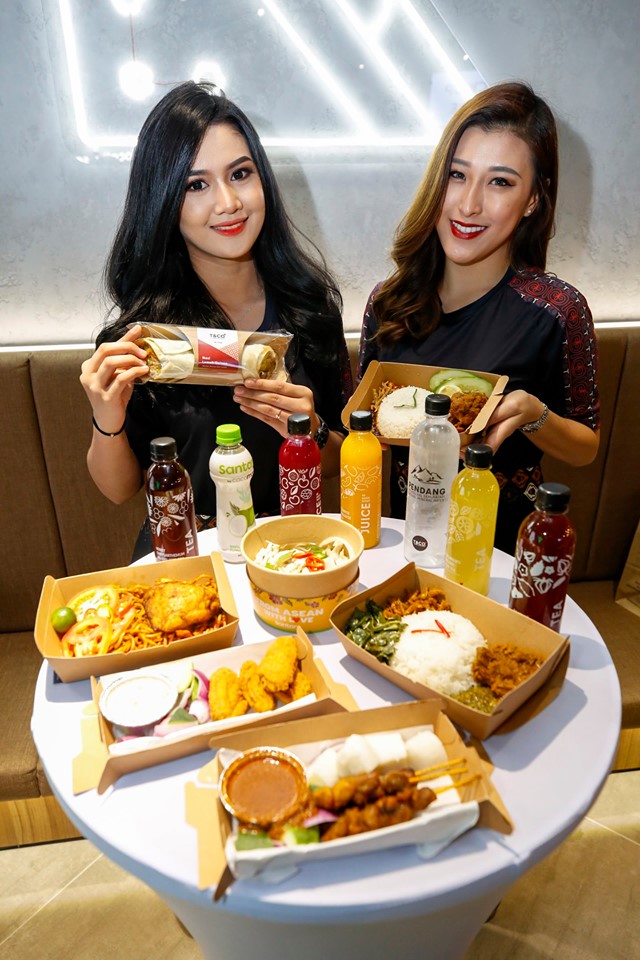 AirAsia’s in-flight meals are now available at first ever Santan restaurant, airasia, food, foodie, in-flight meals, malaysia, news, restaurant, santan, theHive.Asia