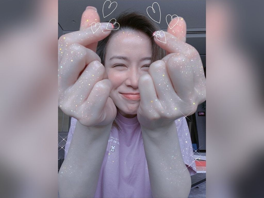 Charmaine Sheh elated over gifts from Maggie Cheung