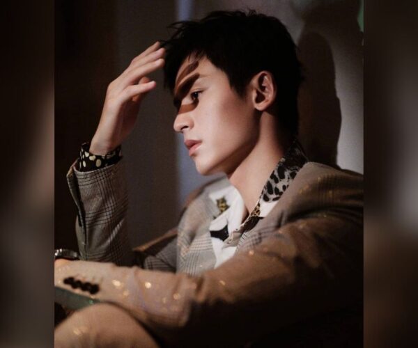 Zhang Zhehan suspended from social media platforms over controversial photos