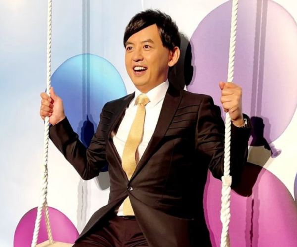 Mickey Huang prepares himself for retirement