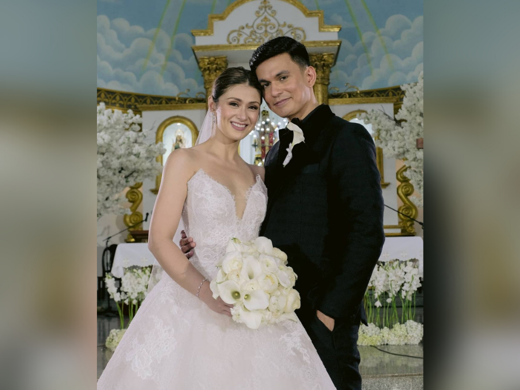 Carla Abellana and Tom Rodriguez tie the knot