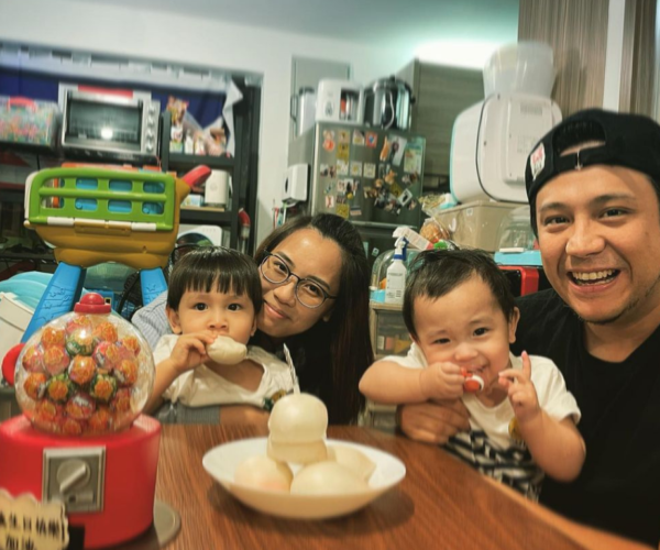 Steven Cheung’s wife announces divorce
