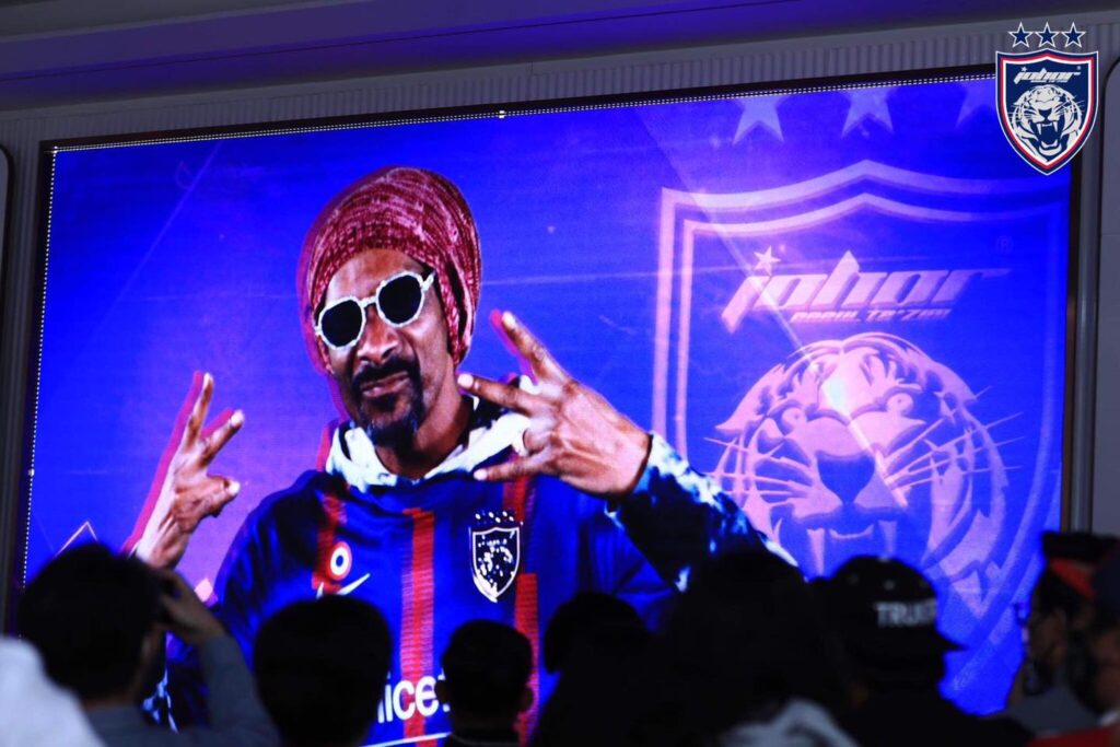 Johor Darul Ta'zim Football Club gets Snoop Dogg, Joe Flizzow performing its anthem, celeb, JDT, joe flizzow, johor, music, news, snoop dogg, tunku mahkota johor, theHive.Asia
