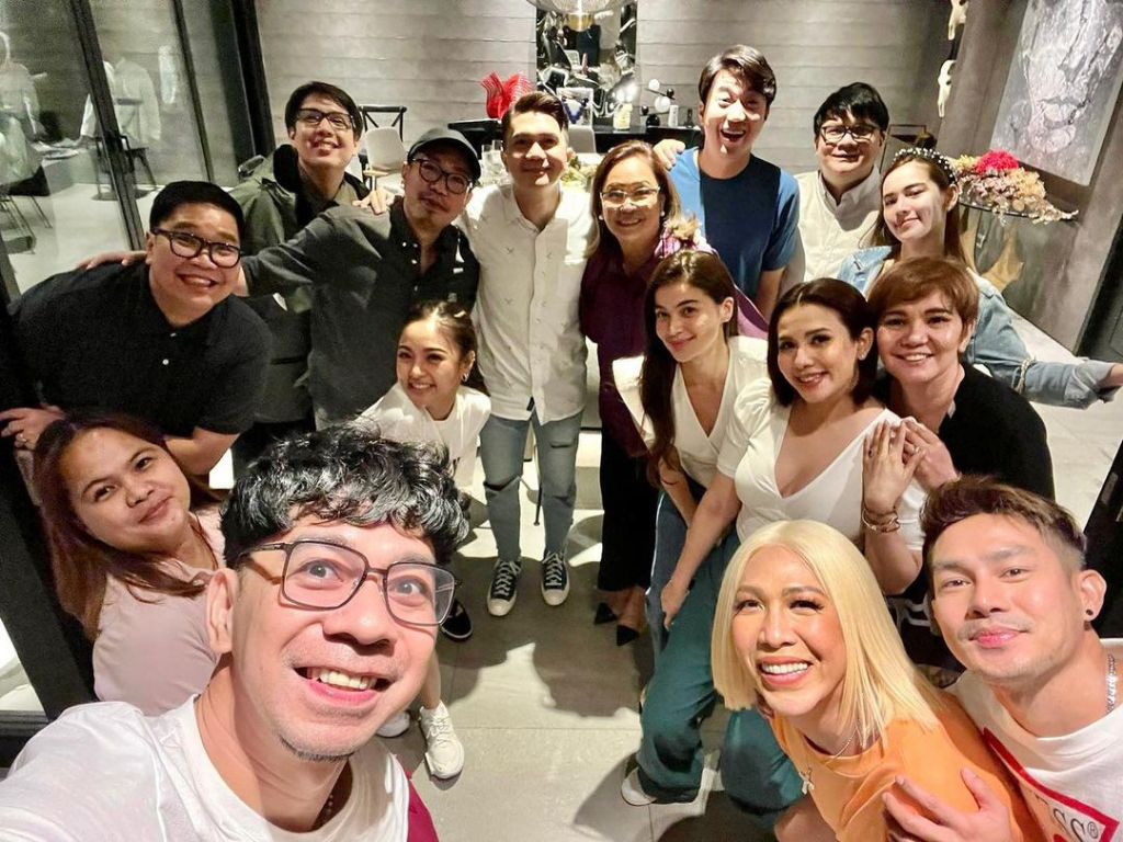 Anne Curtis reunited with “It’s Showtime” family