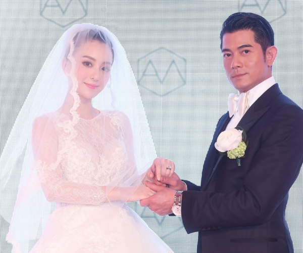 Moka Fang shares rare wedding photos on social media
