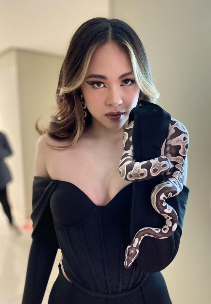 Joshua Garcia happy to work with Janella Salvador again | theHive.Asia Joshua Garcia happy to work with Janella Salvador again, celeb asia, janella salvador, joshua garcia, theHive.Asia, 298186096 598049491677901 8107039280275500658 n