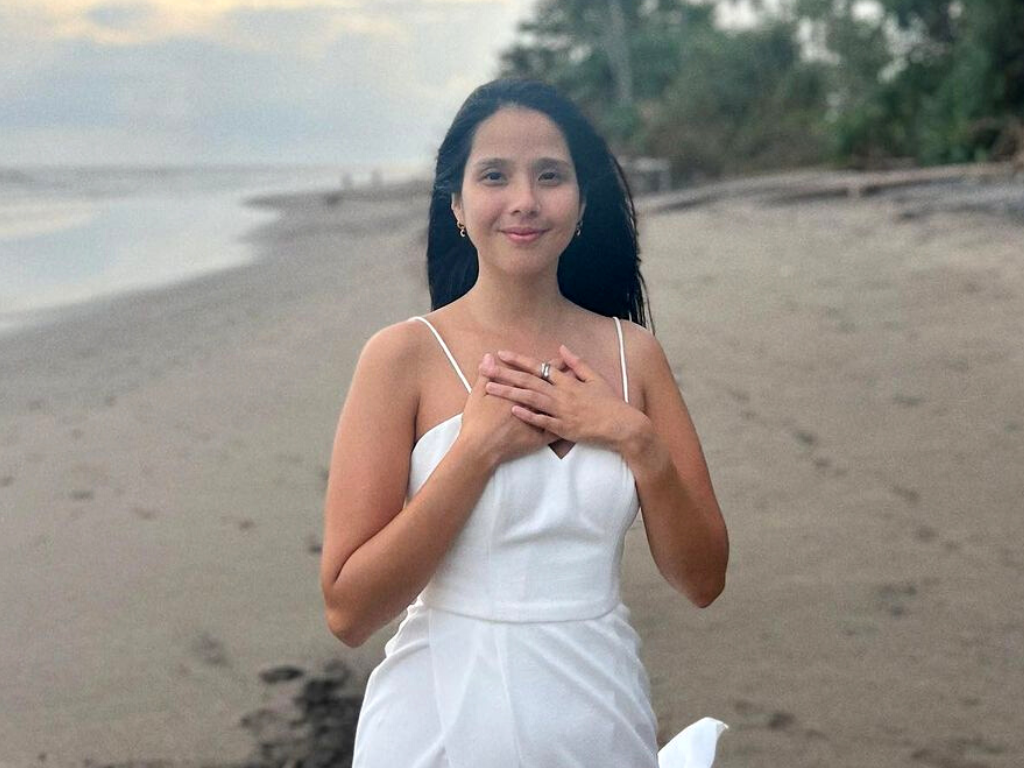 Maxene Magalona calls herself “single and childless”