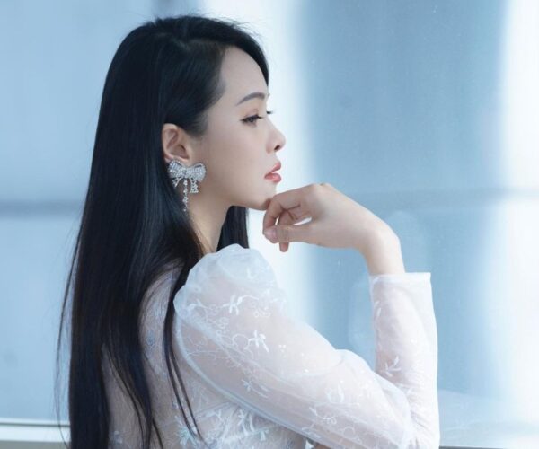 Annie Yi denies marital woes with Qin Hao