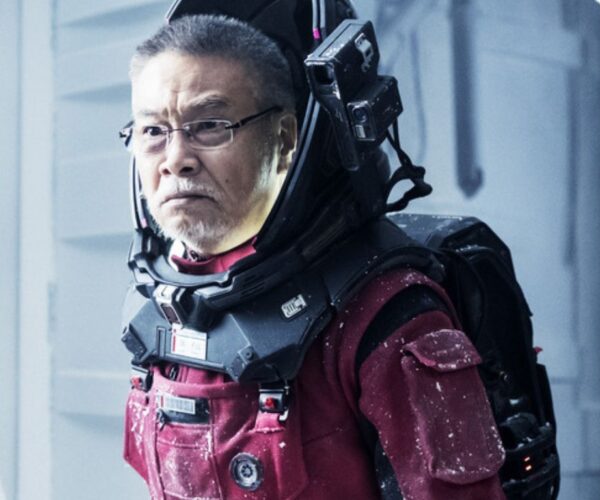 “The Wandering Earth” team pays tribute to Ng Man Tat