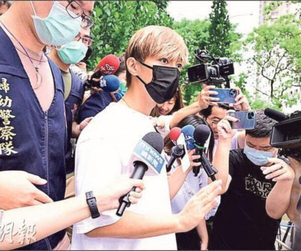 Aaron Yan files statement at the police station