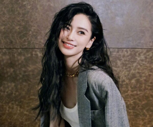 Angelababy doesn’t use her stage name around English-speaking circle