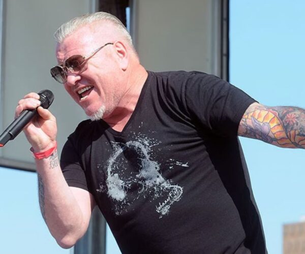 Smash Mouth’s Steve Harwell passed away