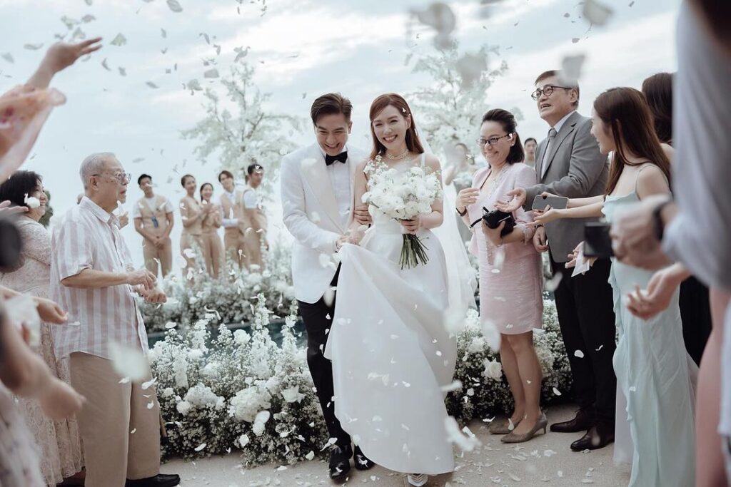Kenneth Ma and Roxanne Tong share pics from wedding, celeb asia, kenneth ma, Roxanne Tong, theHive.Asia