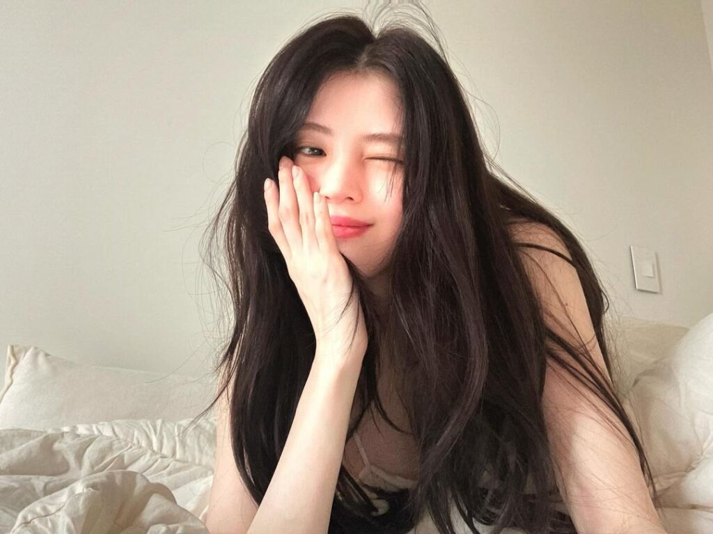 Han So-hee’s camp defends actress over claim of French school offer | theHive.Asia Han So-hee’s camp defends actress over claim of French school offer, celeb asia, Han So-Hee, theHive.Asia, Snapinsta.app 416553851 885708986358011 6932528592473229019 n 1080