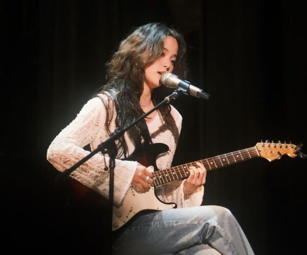 Nana Ouyang held graduation concert at Berklee