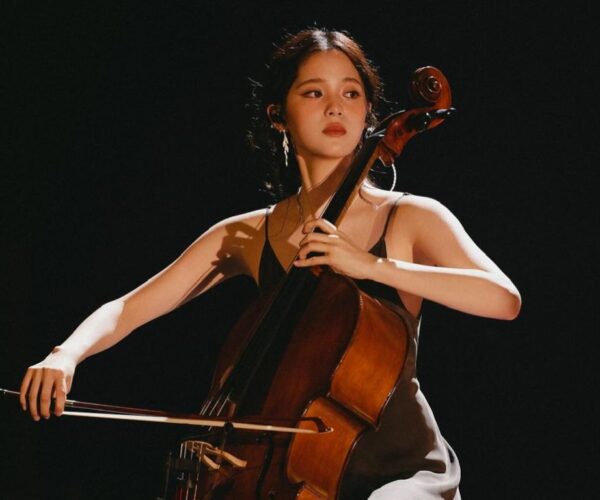 Nana Ouyang denies making trouble to delay a shoot