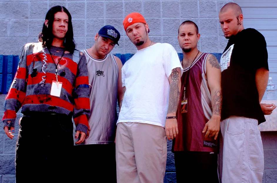 Limp Bizkit sues UMG for unpaid royalties | theHive.Asia Limp Bizkit sues UMG for unpaid royalties, universal music group, celeb, fred durst, Limp Bizkit, news, theHive.Asia, Limp Bizkit 1997 billboard 1548
