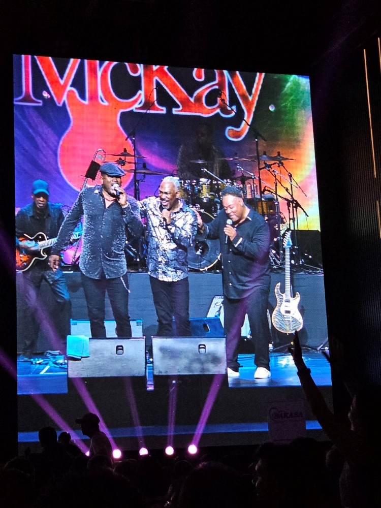 Earth, Wind & Fire Experience brings Motown magic to Kuala Lumpur! | theHive.Asia Earth, Wind & Fire Experience brings Motown magic to Kuala Lumpur!, Al McKay's Allstars, celeb, concert, Earth, music, news, theHive.Asia, 1 1