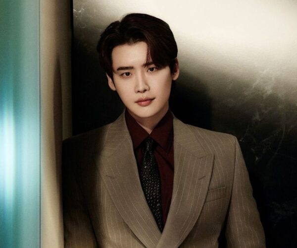 Lee Jong-suk to star in tvN’s “Seocho-dong”