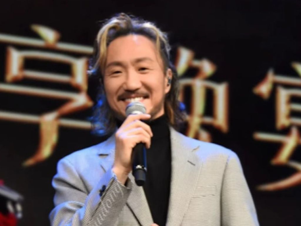 Ronald Cheng performs in Macau three months after announcing hiatus