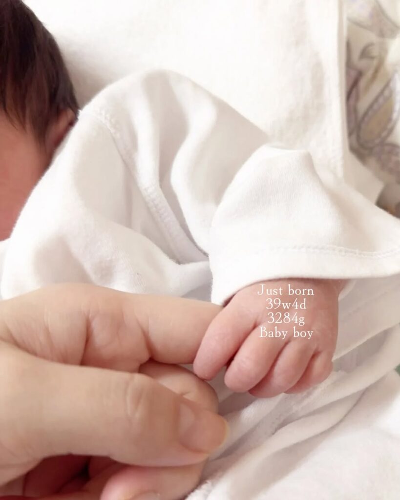 Ayaka Komatsu welcomes “tiny miracle” into the world, Ayaka Komatsu, celeb asia, theHive.Asia