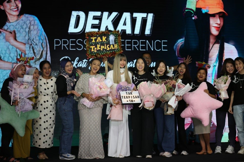JessC and Fauziah Latiff bring hearts together with duet “Tak Terpisah”, celeb, duet, fauziah latiff, JessC, music, news, theHive.Asia