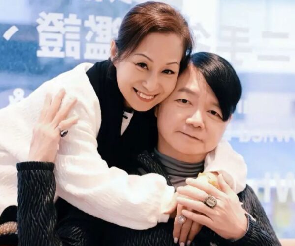 Ai Wai shares deeply moving farewell for wife Lisa Chan