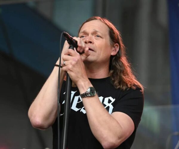 3 Doors Down’s Brad Arnold diagnosed with stage 4 kidney cancer