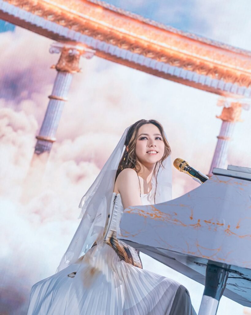 GEM dismisses old label’s legal threats over rerecorded songs, celeb asia, gem, theHive.Asia, SnapInsta.to 474075288 18497051899035430 1266627672339323969 n
