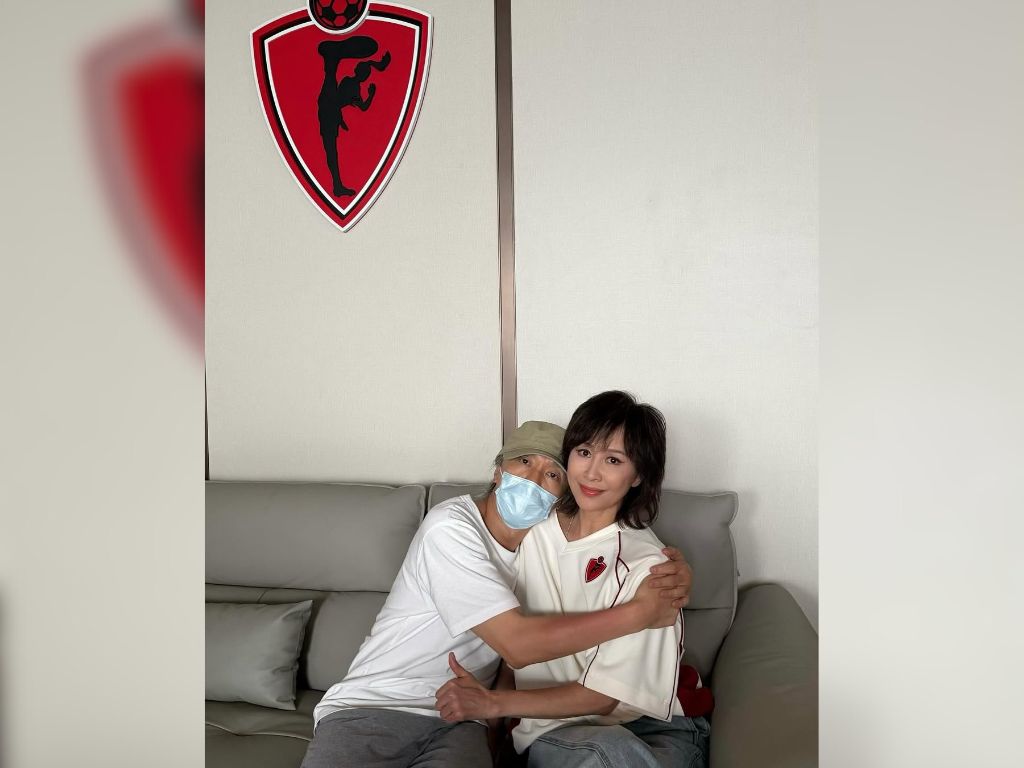 Carina Lau gets fans nostalgic with recent photo with Stephen Chow