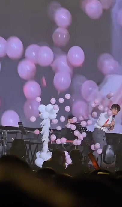 Alex Fong to welcome a baby girl | theHive.Asia Alex Fong to welcome a baby girl, alex fong, celeb asia, theHive.Asia, e5bc80e594b1e585ace5b883e88081e5a986e68080e5a5b3e584bf e696b9e58a9be794b3e591bce99abee68ea5e58f97e78eb0e5ae9e