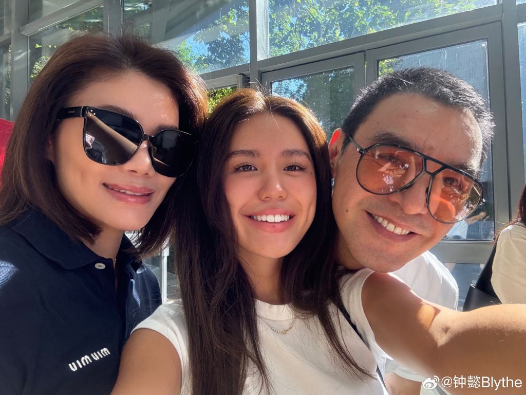 Kenny Bee accompanies daughter to Beijing Film Academy