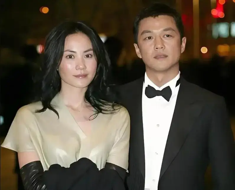 Li Yapeng confirms divorce with wife of three years, celeb asia, li yapeng, theHive.Asia, e5d6d12050b94febb6b2fbf8ce880583