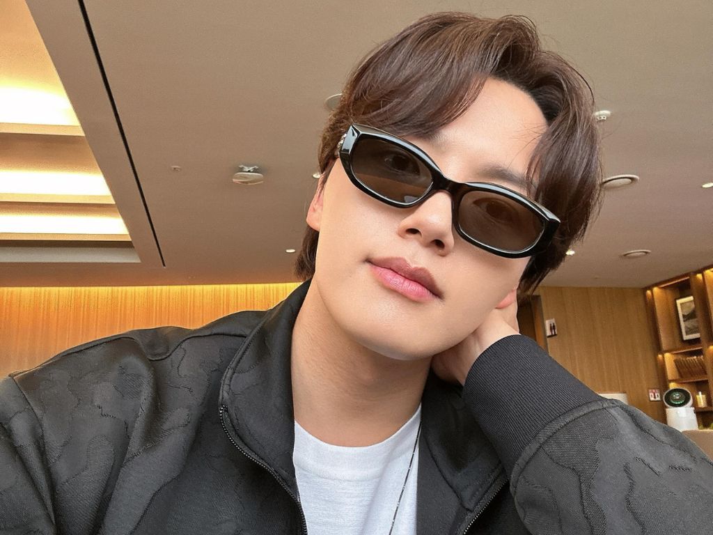 Yeo Jin-goo shares heartfelt letter before military enlistment