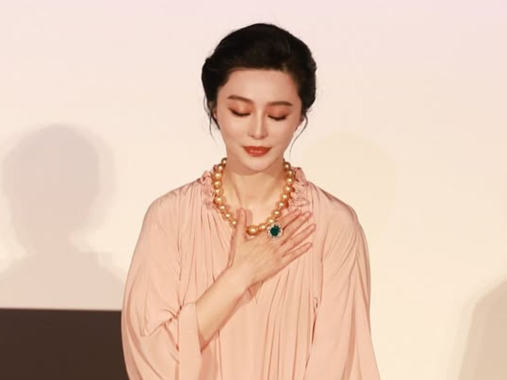 Fan Bingbing shares heartfelt message to “Mother Bhumi” team