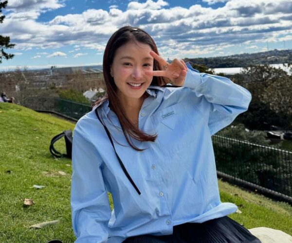 Lee Si-young becomes mother of two with daughter’s arrival