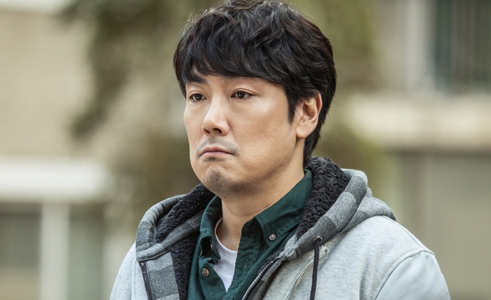 Cho Jin-woong announces retirement amid controversies | theHive.Asia Cho Jin-woong announces retirement amid controversies, celeb asia, Cho Jin-woong, theHive.Asia, news p.v1.20251205.a68b5dc93c5d455a8f3e045d96d986af P1