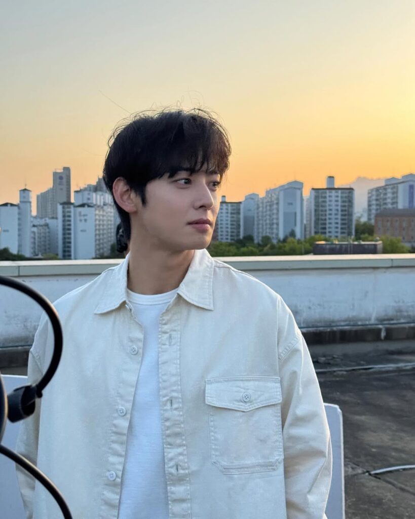 Cha Eun-woo apologises for tax evasion scandal | theHive.Asia Cha Eun-woo apologises for tax evasion scandal, celeb asia, cha eun-woo, theHive.Asia