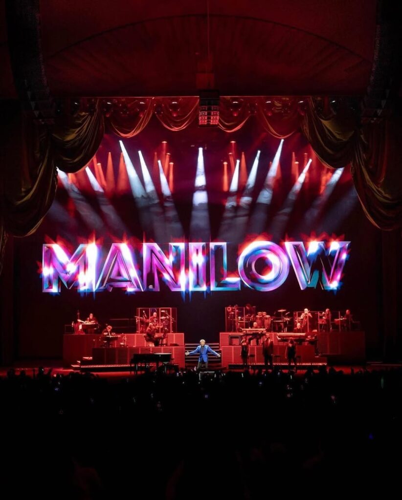 Barry Manilow postpones Las Vegas residency to recuperate from lung cancer surgery | theHive.Asia Barry Manilow postpones Las Vegas residency to recuperate from lung cancer surgery, Barry Manilow, celeb, news, theHive.Asia