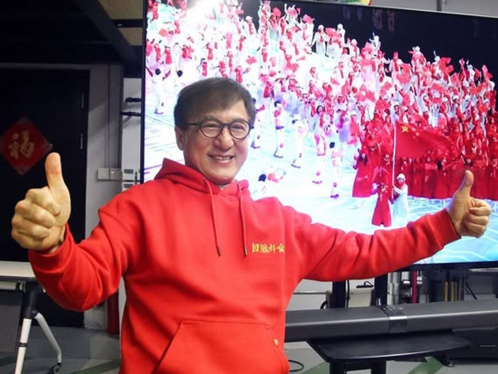 Jackie Chan is now on REDNOTE