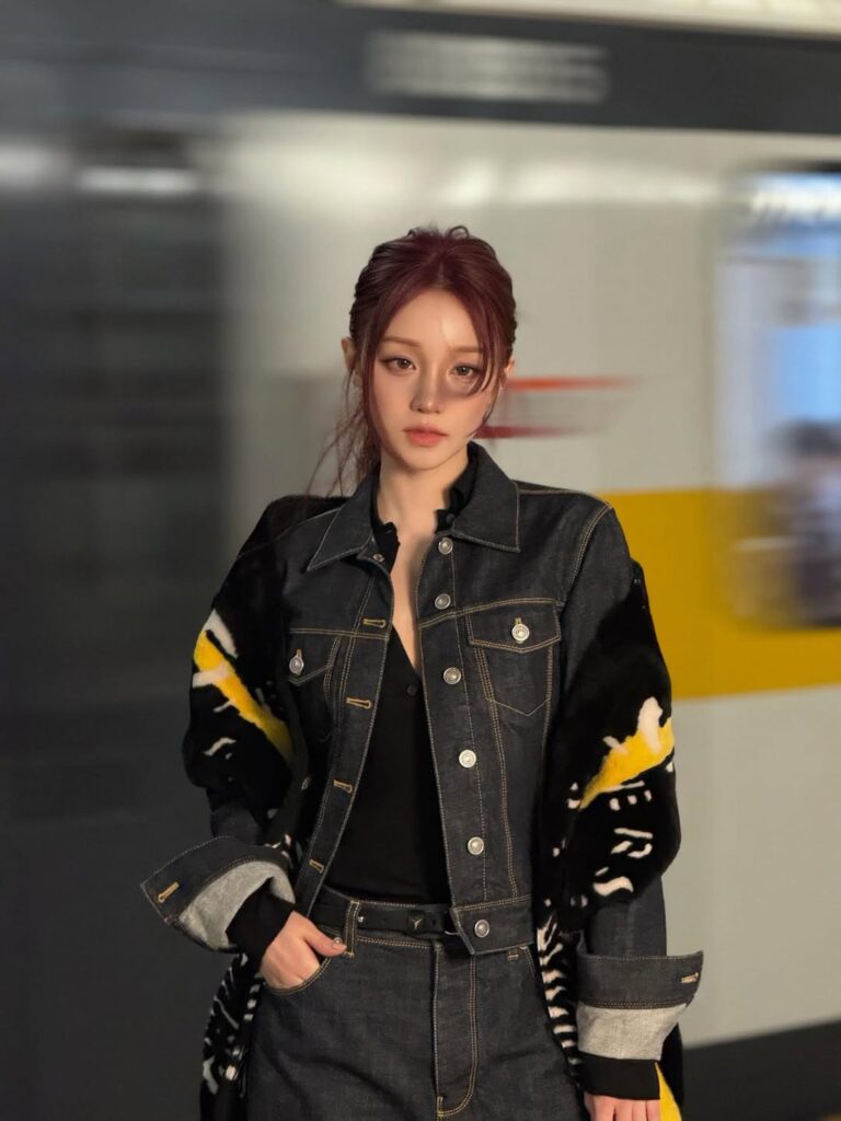 YUQI assures fans she is now paying attention to previous injury | theHive.Asia YUQI assures fans she is now paying attention to previous injury, celeb asia, i-dle, theHive.Asia