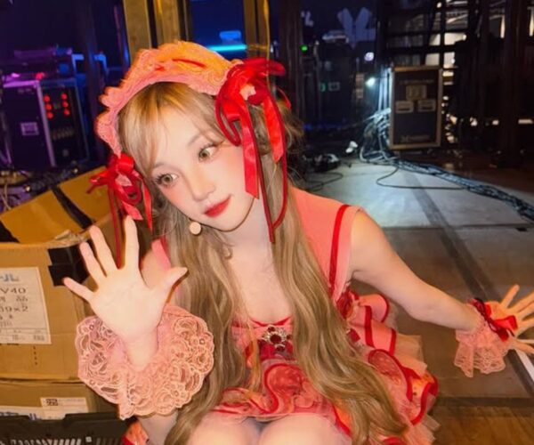 YUQI assures fans she is now paying attention to previous injury