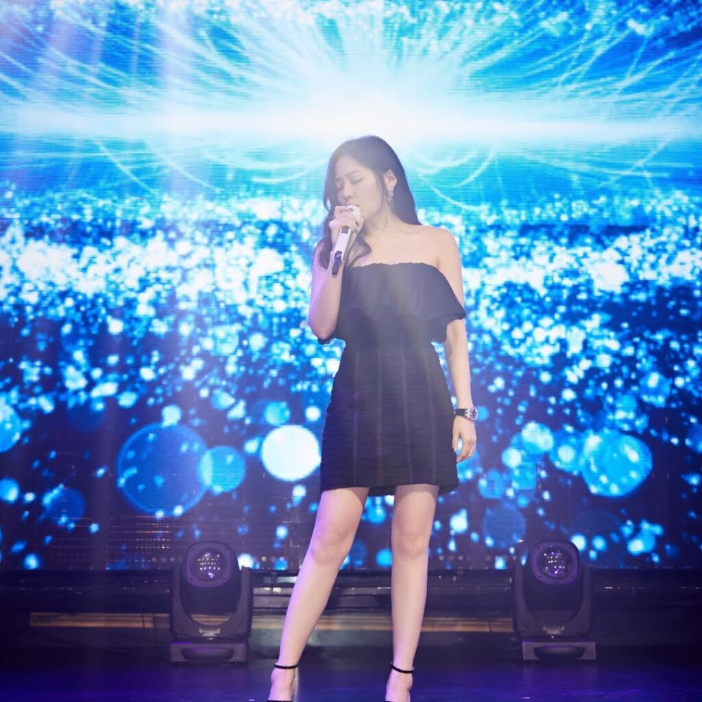 Jane Zhang slams mix engineer for leaking her unfinished song, celeb asia, jane zhang, theHive.Asia, SnapInsta.to 654006072 18135372979519522 5076293199746042435 n