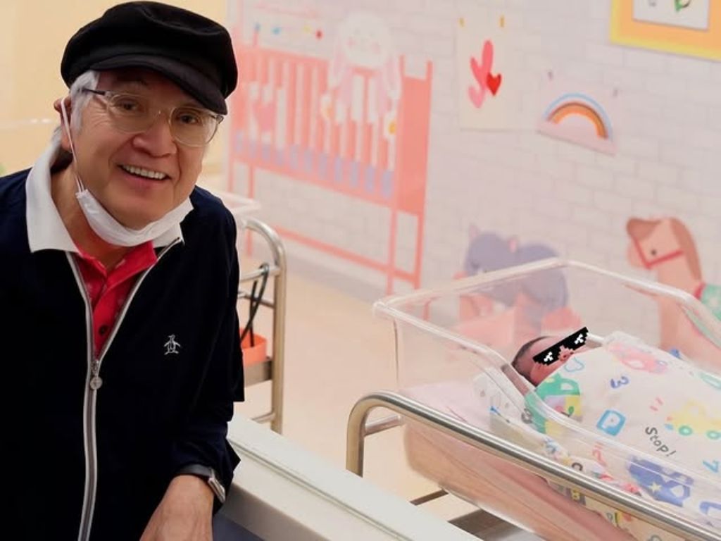Paul Chun is officially a granddad!