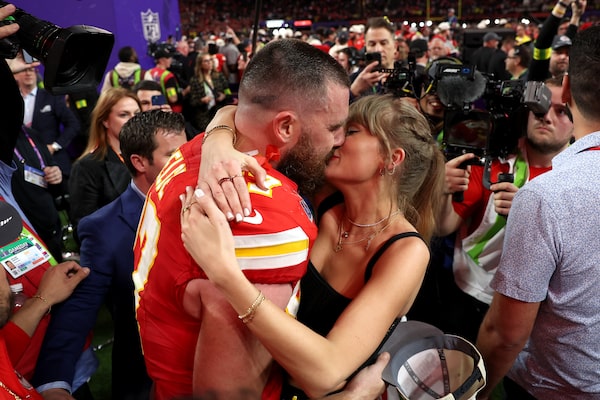 Taylor Swift and Travis Kelce to marry at New York City’s Madison Square Garden? | theHive.Asia Taylor Swift and Travis Kelce to marry at New York City’s Madison Square Garden?, celeb, news, taylor swift, Travis Kelce, theHive.Asia, PA7QPA2PY5DXLB7VYKGARYDGDU