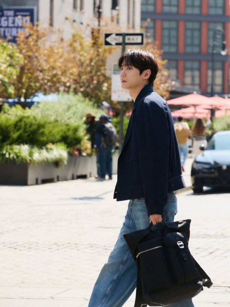 Lee Jun-young to enlist in the military next month | theHive.Asia Lee Jun-young to enlist in the military next month, celeb asia, Lee Jun-young, theHive.Asia, SnapInsta.to 546623694 18424681174106238 3418547702080072229 n