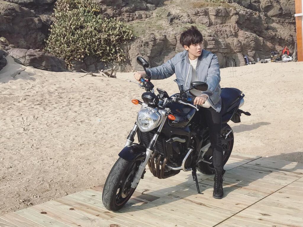 Hou Minghao denies disagreement over cast billing for a new drama | theHive.Asia Hou Minghao denies disagreement over cast billing for a new drama, celeb asia, Hou Minghao, theHive.Asia, SnapInsta.to 626310576 18519978115068672 1618830537151737964 n