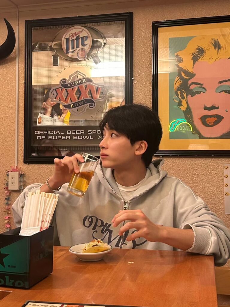 Jeonghan is first member of Seventeen to complete military service | theHive.Asia Jeonghan is first member of Seventeen to complete military service, celeb asia, jeonghan, seventeen, theHive.Asia, SnapInsta.to 641754686 18083093159611472 1530637548840966921 n