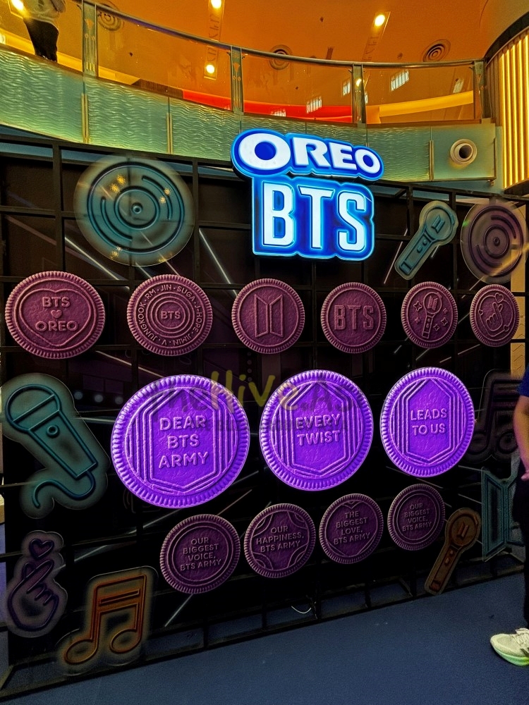 The OREO x BTS pop-up is happening now at Sunway Pyramid, Malaysia, bts, celeb, cookie, foodie, news, oreo, sunway pyramid, theHive.Asia